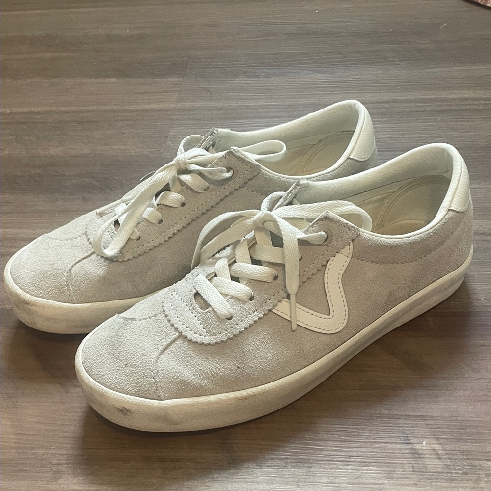 Vans Women's Sneakers in Light Gray and White